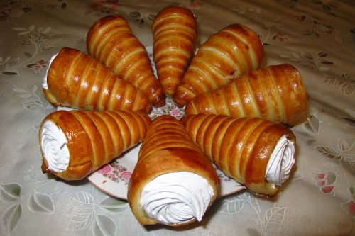 Те самые слоеные трубочки с посыпкой и белковым (заварным) кремом из 1959 г. Делюсь рецептом
