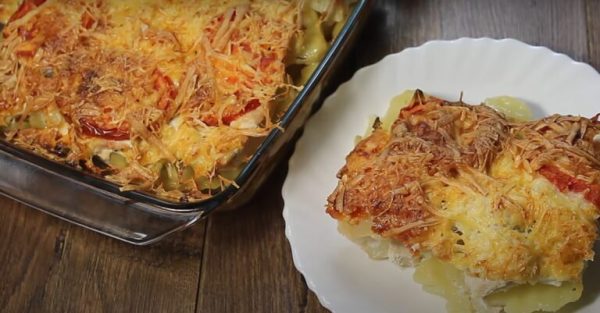 Запечённое куриное филе в овощах