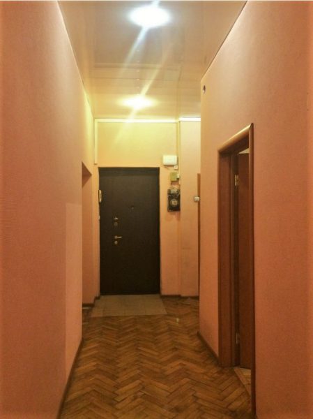 Молодая пара купила жилье, когда родился ребенок. Пришлось делать ремонт, и вот что получилось: фото до и после