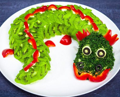 Яркий и вкусный салат на новогодний стол: делюсь рецептом