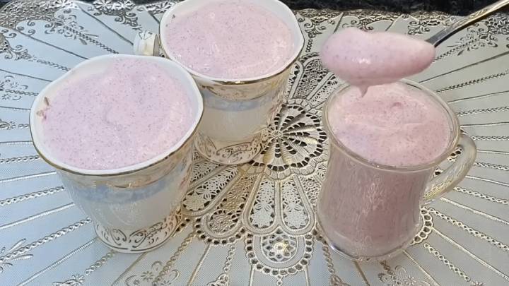 Добавляю манку в компот и взбиваю мусс. Давно забытый рецепт из СССР
