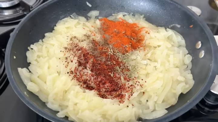 Лук вкуснее мяса! Готовлю уже 15 лет по вкусному и простому рецепту