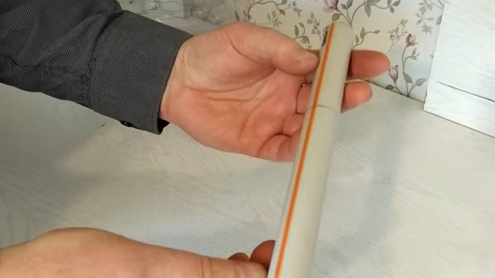 Необходимая приспособа. Вечная ручка на большую пластиковую бутылку