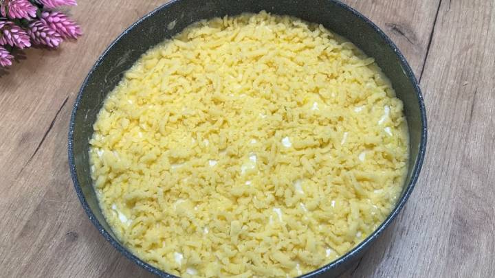 Безумно вкусный пирог, который заменит торты! Дети просят каждые выходные