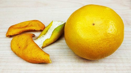 Многие не знают об этих способах использования мандариновой кожуры, а зря