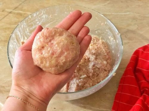 Новый способ приготовления котлет. Получаются в разы сочнее и вкуснее: хоть куриные, хоть рыбные