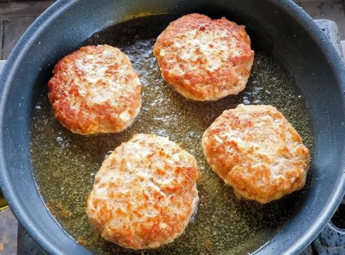 Новый способ приготовления котлет. Получаются в разы сочнее и вкуснее: хоть куриные, хоть рыбные