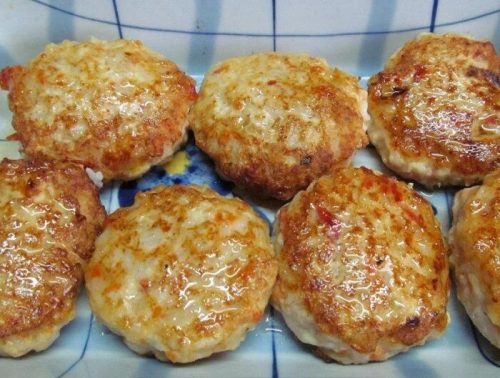 Новый способ приготовления котлет. Получаются в разы сочнее и вкуснее: хоть куриные, хоть рыбные