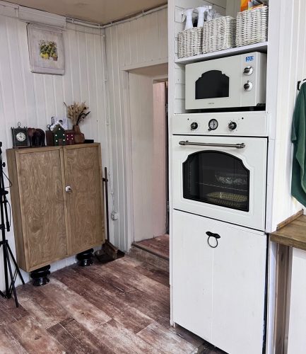 Купили старый дом за $26000 и навели здесь красоту. Оцените до и после