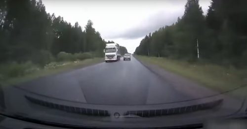 Что делать, если встречный автомобиль не успел обогнать и «летит» лоб в лоб? Советы автоинструктора