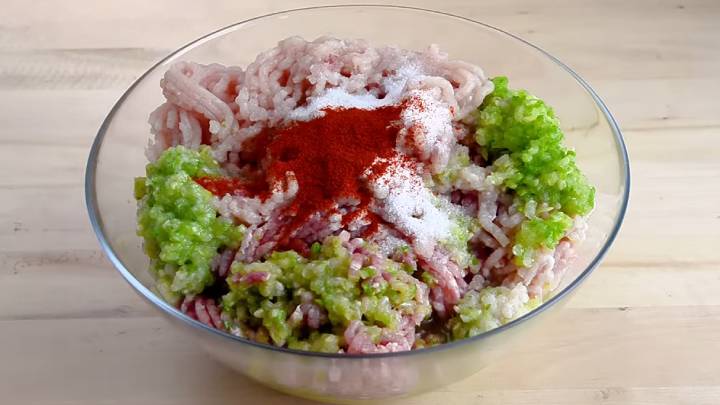 Это и горячее, и закуска вместо колбасы: очень вкусный мясной хлеб