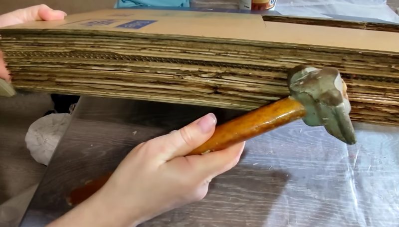 Теперь шить стало еще приятней, сделала удобный приставной столик для швейной машины