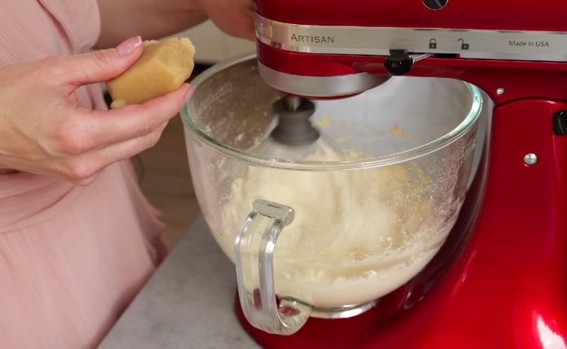 Невероятно ароматная и вкусная выпечка: встречайте весну с любимым лакомством