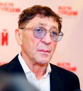 «Все дороги закрылись!»: Лепса не пускают в Лондон с концертами. Певцу отказали в получении визы