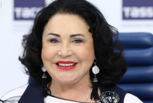 «Внуков посовестилась бы». 72-летняя Бабкина запечатлела себя в ванне