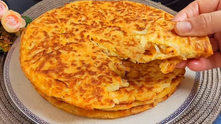 Коллега поделилась отличным рецептом: она взбивает капусту с кефиром! Вкусно, и мяса не надо
