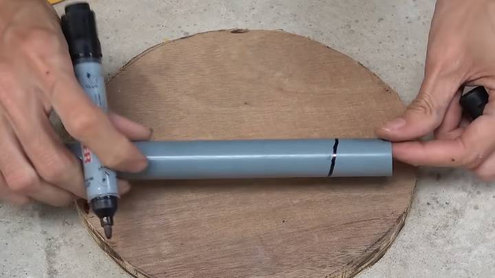 Шланг + бутылка стали диковинкой нашего участка! Бесподобно и красиво