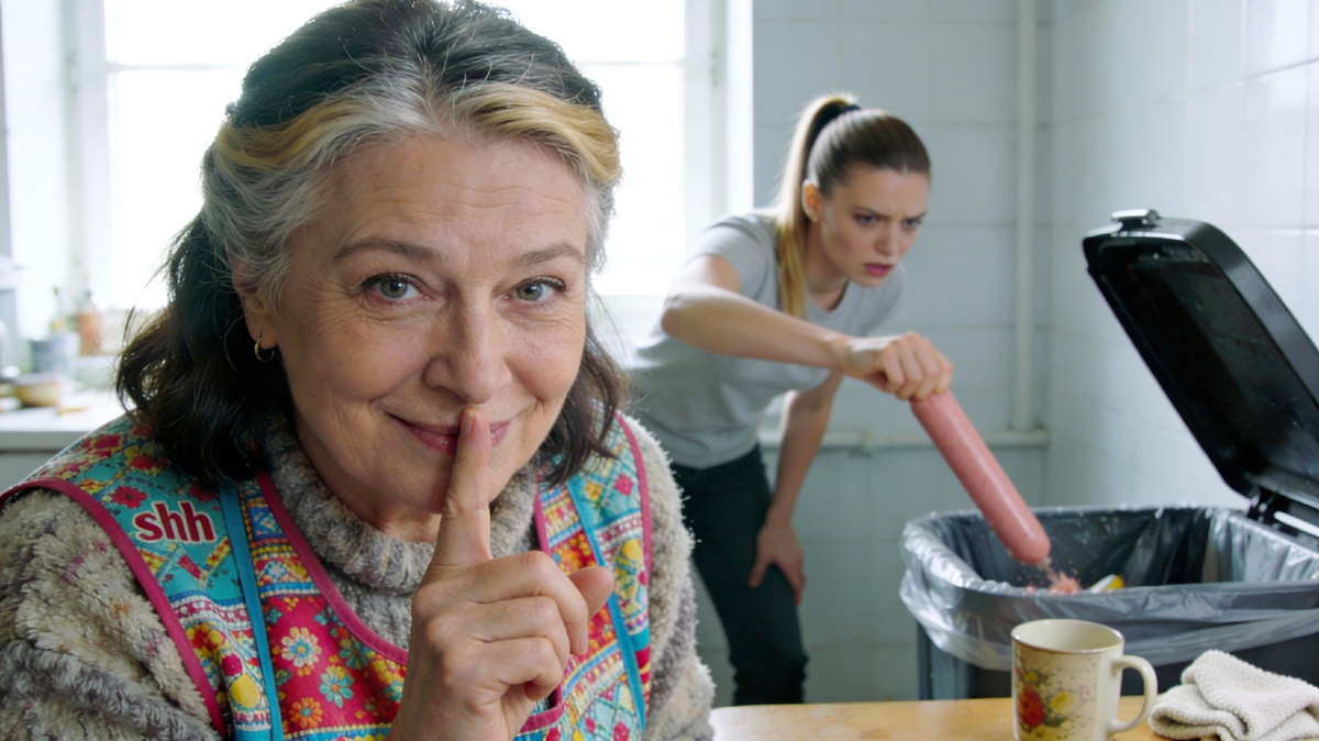 «Мы теперь веганы». Бледные внуки просили еды, пришлось нарушить запрет матери